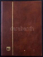 16 lapos A4-es berakó tele főleg modern magyar bélyegekkel, közte sok postatiszta