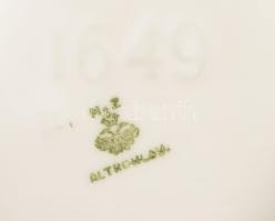 I. világháborús emlékbögre. Vilmos császár, Ferenc József. Matricás, jelzett, kopással 9 cm