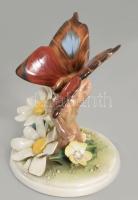 Herendi pillangó virágon. Jelzett, kézzel festett, sérüléssel, m: 11,5 cm