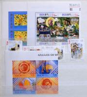 Portugália és gyarmatok tétel sok régivel és modern kiadásokkal, 16 lapos közepes berakóban. Érdemes...