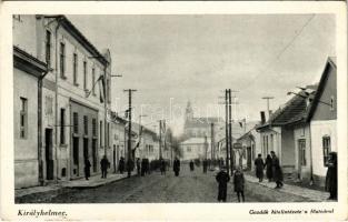 Királyhelmec, Helmec, Kralovsky Chlumec; Fő utca, Gazdák Hitelintézete, patika, gyógyszertár. Nebenzahl kiadása / main street, Farmers Credit Institute, pharmacy (EK)