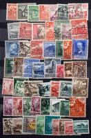 Német, osztrák és vegyes külföldi bélyegek 10 lapos közepes berakóban. Érdekes anyag!