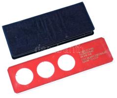 1970 k. piros "Szovjet Állami Bank" plasztik tok, használt állapotban + bársony "Szovjetunió Külgazdasági Bankja" tok, használt állapotban