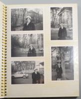 2 db modern fotóalbum, bennük vegyes utazási, családi fotókkal, album mérete: 33,5x29,5 cm