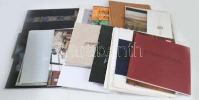 Nagy vegyes művészeti katalógus tétel, kb. 45 db. Jó állapotban