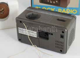 Rádiós ébresztőóra, dobozában, jó állapotban