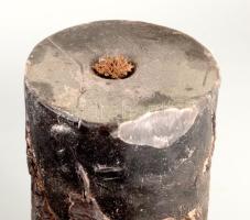 Antik gyertya lovas ábrázolással, m: 21,5 cm