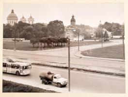 Orosz metrót bemutató fotóalbum, 22 db fotóval, 18×23 cm