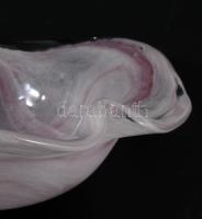 Krémesen színezett kínáló, jelzés nélkül, hibátlan, 18x16 cm