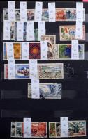 Francia gyarmatok 1970-1990 teljes sorok, értékek 10 lapos A4 berakóban, több száz darab bélyeg