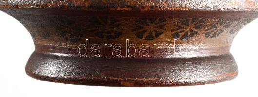 cca 1880 Orosz fa fedeles dohánytartó, m: 22 cm