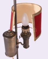 Antik lámpa, petróleumlámpából elektromossá alakítva, m: 53 cm