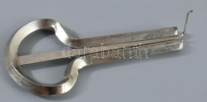 2 darab fém doromb, jó állapotban