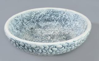 Király Károly hólyagos kínáló, jelzés nélkül, d: 21,5 cm