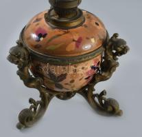 Ditmar asztali petróleum lámpa, sérült cilinder, jelzés nélkül, m: 43 cm