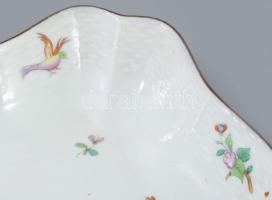 Herendi virág- és madármintás kínáló, jelzett, kis kopással, 24x25 cm