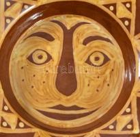 Borsódy Ágnes (1936-). Dísztál. Jelzett, hibátlan, d: 23,5 cm, m: 7,5 cm