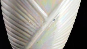 Irizáló felületű váza, hibátlan, m: 26 cm