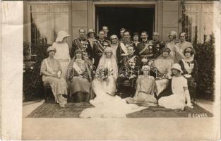 Aleksandar König von Jugoslawien und Seine Familie / Alexander I of Yugoslavia and his family. photo...