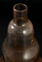 Antik barackszínű italos üveg, anyagában színezett hutaüveg, m: 26,5 cm