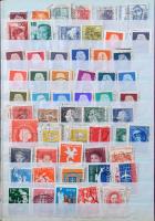 Holland több példányos tétel a kezdeti évektől, sok érték tízesekben, közepes berakóban