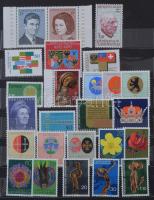 Liechtenstein 1959-1977 98 db bélyeg, összesen 50 klf teljes kiadás, 4 oldalas kihajtható berakóban