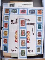 Hagyatéki anyag, benne levelek, FDC-k, magyar bündlik, osztrák és német bélyegek stb. dobozban