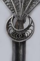 Szecessziós ezüst (Ag) filigrán bross, jelzés nélkül, m: 8,5 cm, 9,5g
