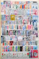 Kolumbia, Ecuador gyűjtemények A4 berakóban, jobbakkal (Mi EUR ca. 2.800,-)