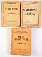 A. Conan Doyle 3 műve: The Sign of Four, A Study in Scarlet, Round the fire stories. Leipzig,1920-1924,Bernhard Tauchnitz. Angol nyelven. Kiadói papírkötés, kettő sérült és ezek közül az egyik foltos.