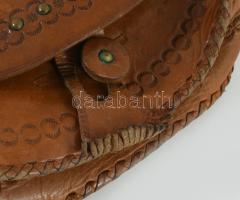 Bőr tarsoly táska, 21x24 cm