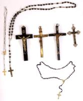 Vegyes kegytárgy tétel, 4 darab kereszt és 3 darab rózsafüzér