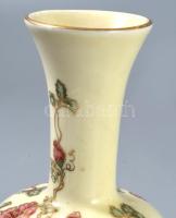 Zsolnay aranykontúrozott virágmintás váza, jelzett, hibátlan, m: 11,5 cm