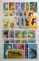 Vietnam, Hongkong, Macau stb. bélyegek közepes berakóban, közte szép motívumok, kevés blokk