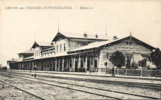 Nowoselyzja railway station