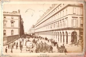 [Fotóalbum] Párizs fotóalbuma a Georges Haussmann-féle urbanisztikai rendezés után, a századvégi pár...