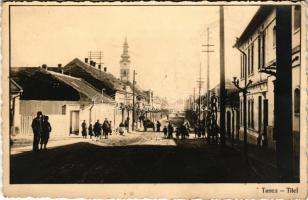 1941 Titel, utcakép / street view. photo + "TITEL - ÚJVIDÉK 421" vasúti mozgóposta bélyegző (gyűrődés / crease)