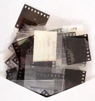 Kölcsényi Zoltán: Japán utiképek 60 db fotó pozitív kocka, jelzett tokokban.