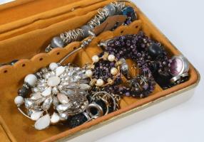 Doboznyi vegyes bizsu tétel, 26x13 cm