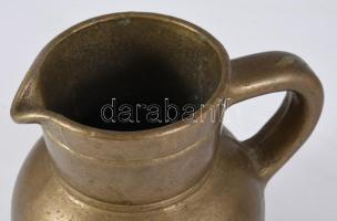 Masszív régi bronz kancsó, m: 15 cm