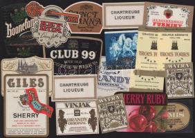 Vegyes italcímke tétel (Budapesti Likőripari Vállalat, Chartreuse Liqueur, Mátra Club Brandy, Cherry Ruby, stb.)