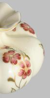 Zsolnay virágmintás paradicsomvirág váza, jelzett, hibátlan, d: 11 cm
