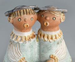 Kiss Roóz Ilona (1920-2010): Kétalakos ékszeres edény. Jelzett, kis kopással, m: 18 cm