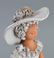 Lászlop jelzéssel: Hölgy legyezővel. Jelzett, kis kopással, m: 26 cm