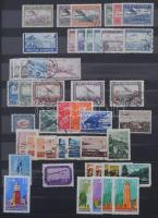 Repülő, légiposta ögyűjtemény maradvány A4-es berakóban, jobbakkal, másodpéldányokkal, benne kevés magyar is