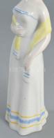 Drasche női figura, kézzel festett, jelzett, hibátlan, m: 17,5 cm