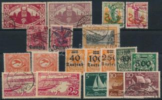 Németország Danzig 19 db bélyeg stecklapon