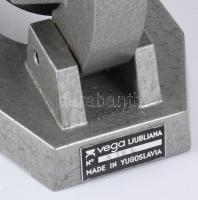 Retro mikroszkóp, jó állapotban, fa dobozban, m: 19 cm