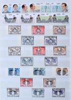 Sakk motívum 30 lapos jó A4-es berakó tele a 90-es évek sakk motívum kiadásaival, főleg ritkán látha...