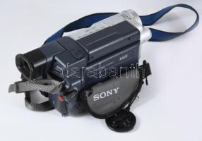 Sony Videa Hi8 Handycam Vision analóg kézikamera tartozékokkal, tartójában, jó állapotban